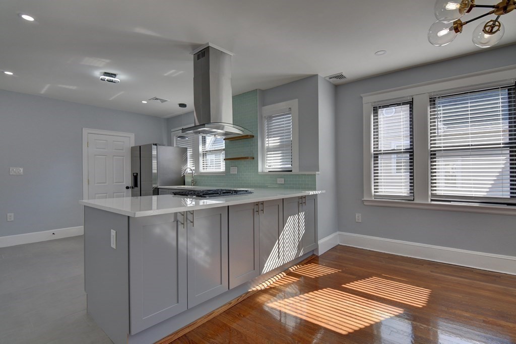 9 Elm Ave # 9