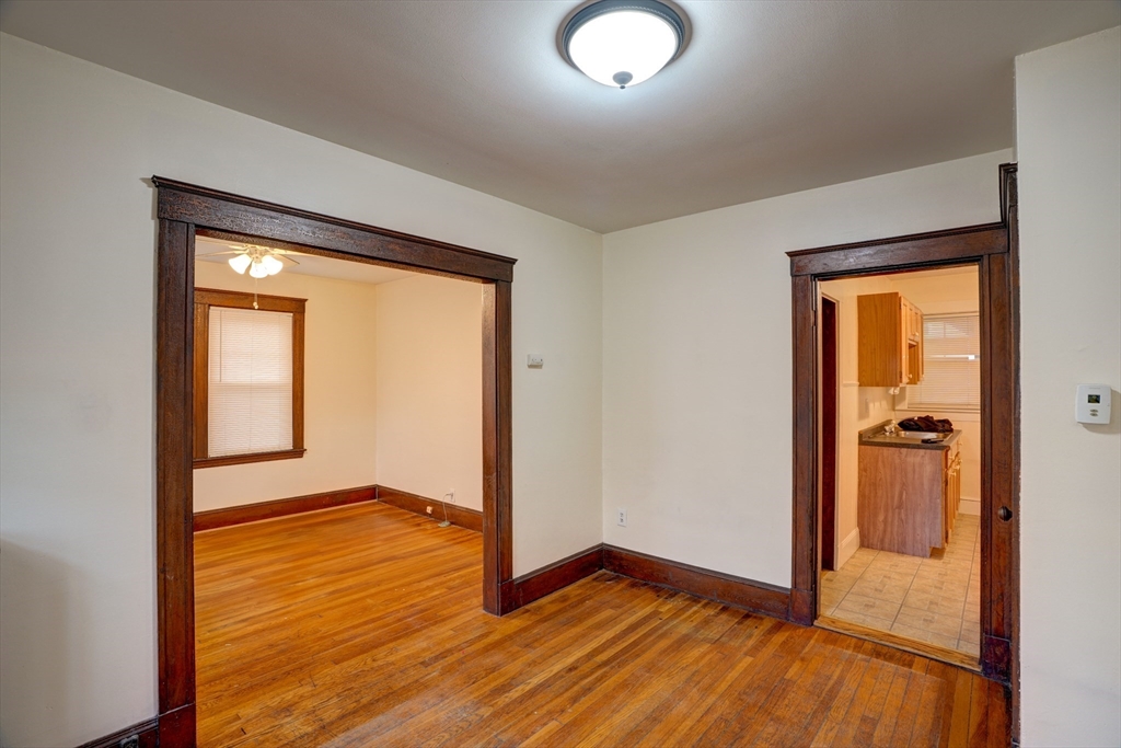 60 Raycroft Street # 1L
