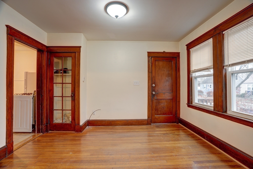 60 Raycroft Street # 1L