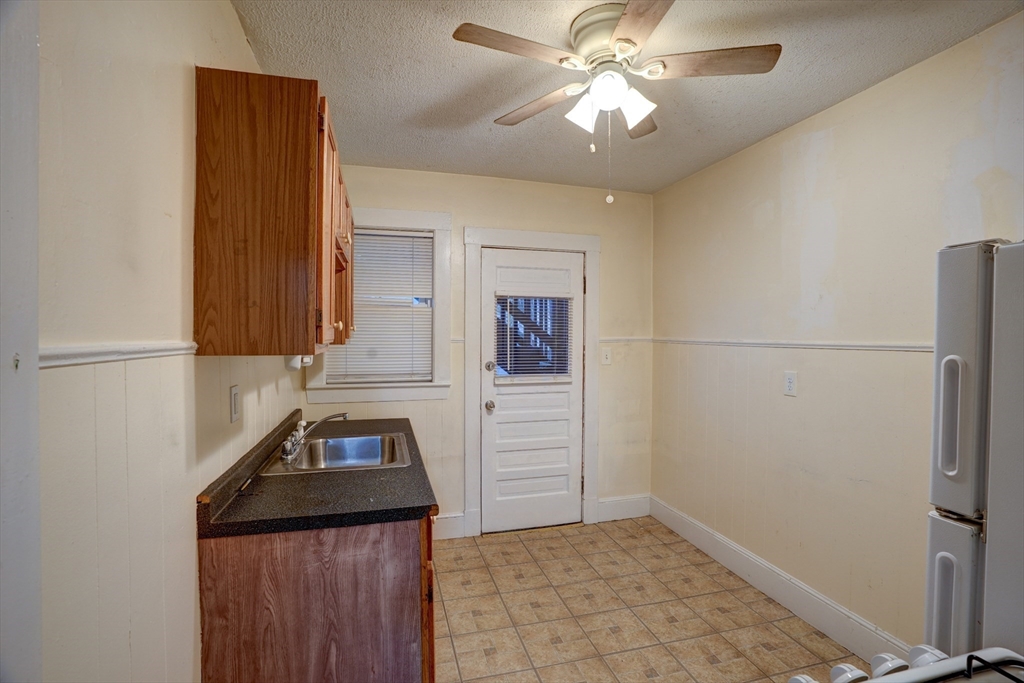 60 Raycroft Street # 1L