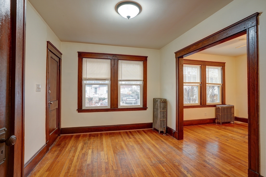 60 Raycroft Street # 1L