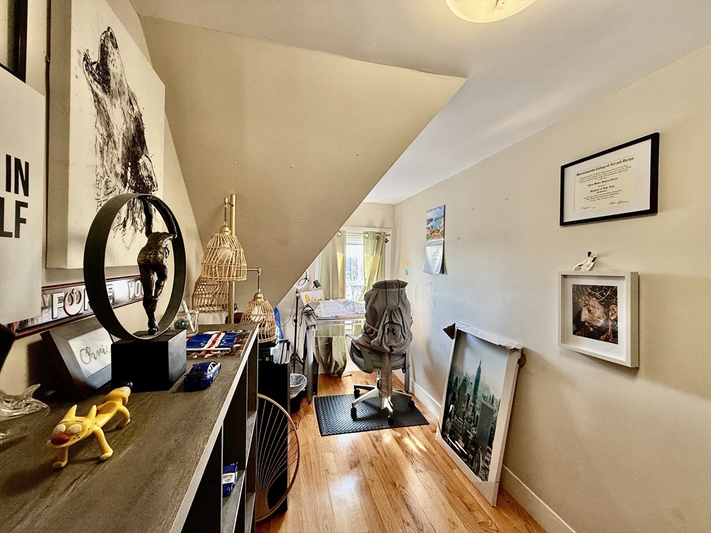 70 Holbrook Ave # 2