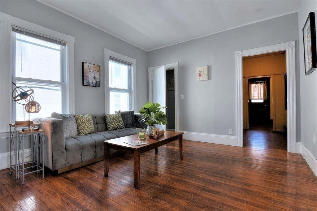 94 W Elm Ave # 94