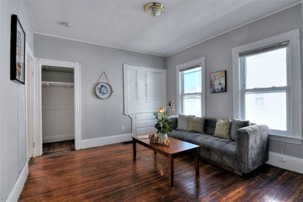 94 W Elm Ave # 94