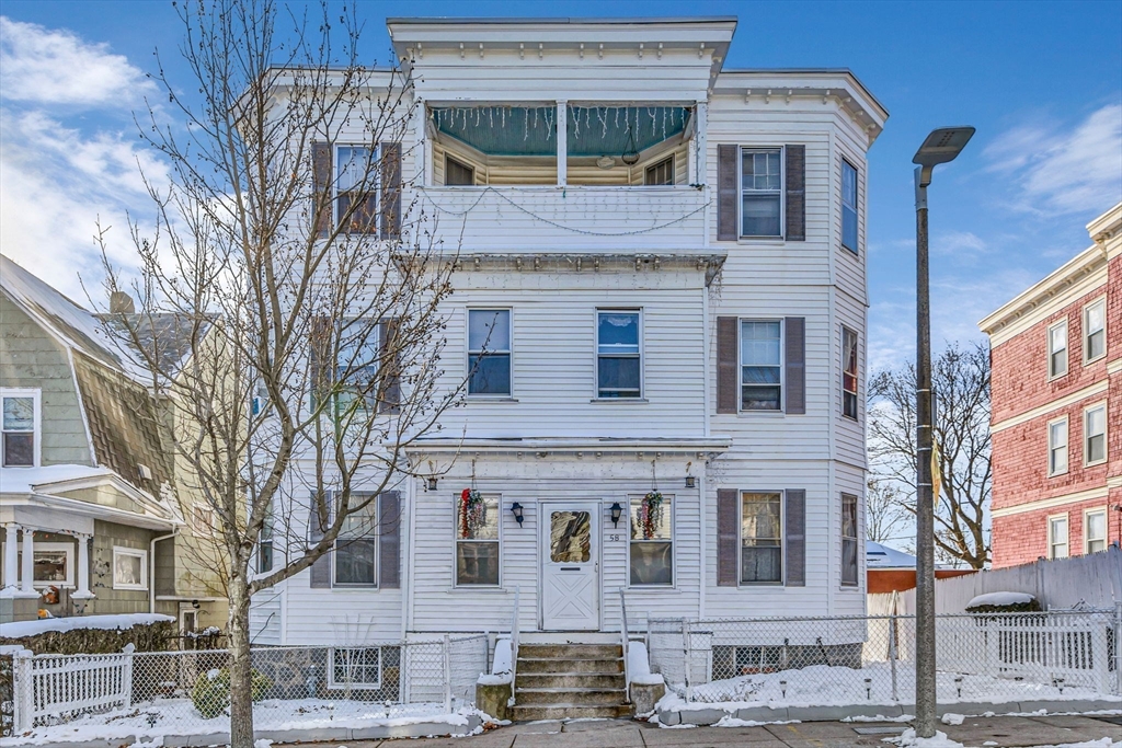 58 Wellington Hill St