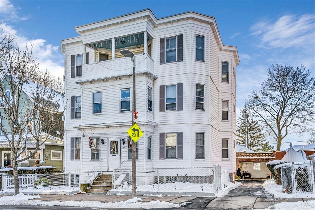58 Wellington Hill St