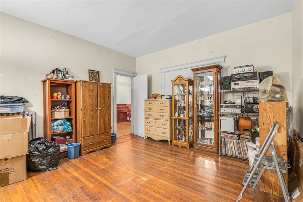 58 Wellington Hill St