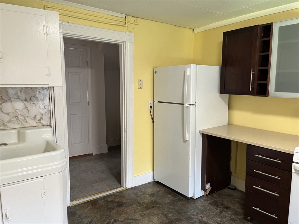 62 Edwin Street # 3