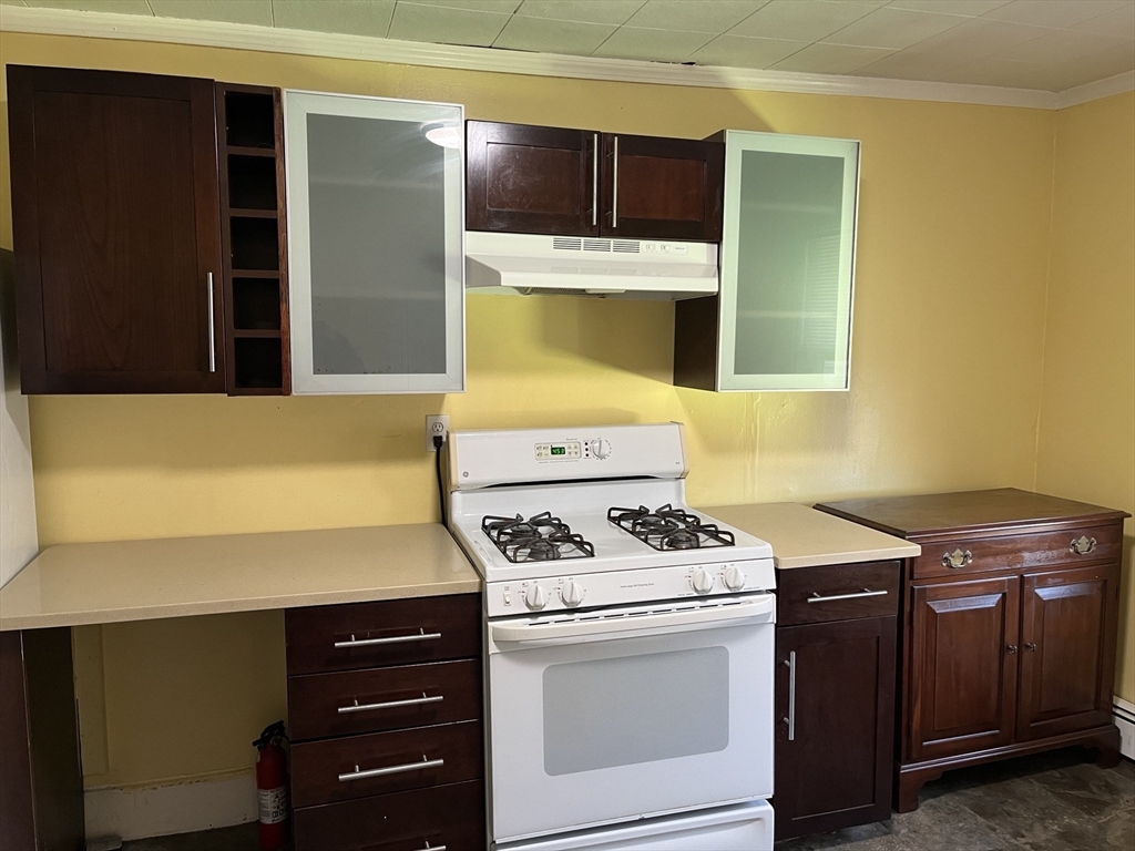 62 Edwin Street # 3