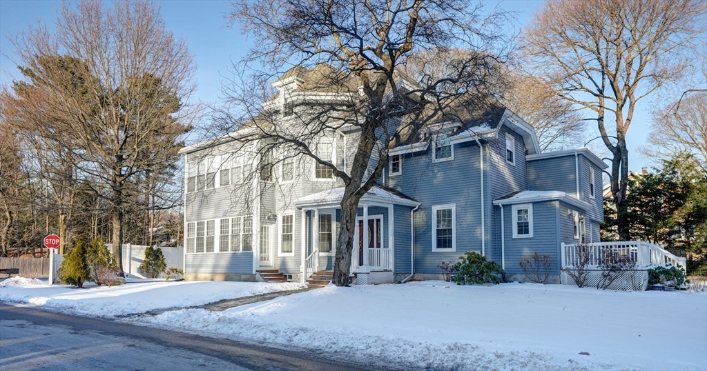 31 Rockland St Unit: 1st floor