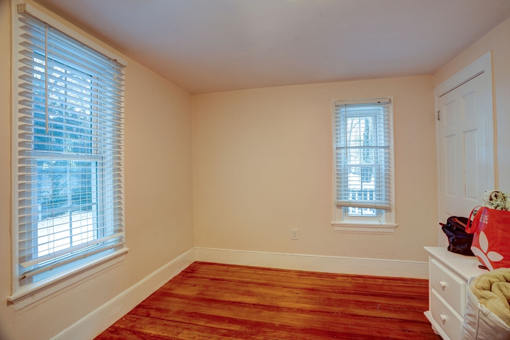 31 Rockland St Unit: 1st floor