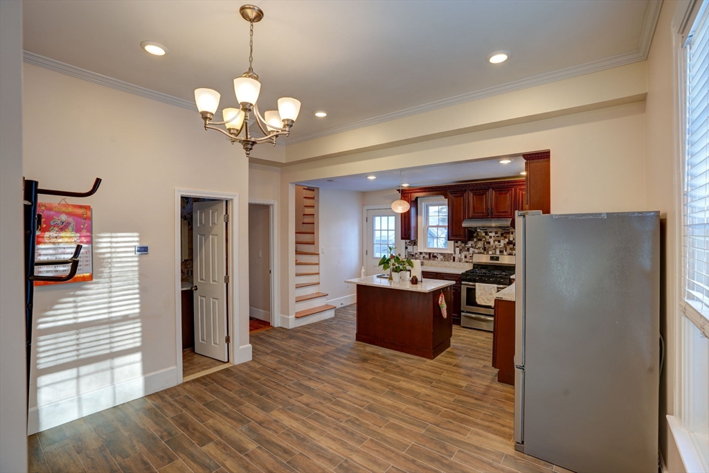 31 Rockland St Unit: 1st floor