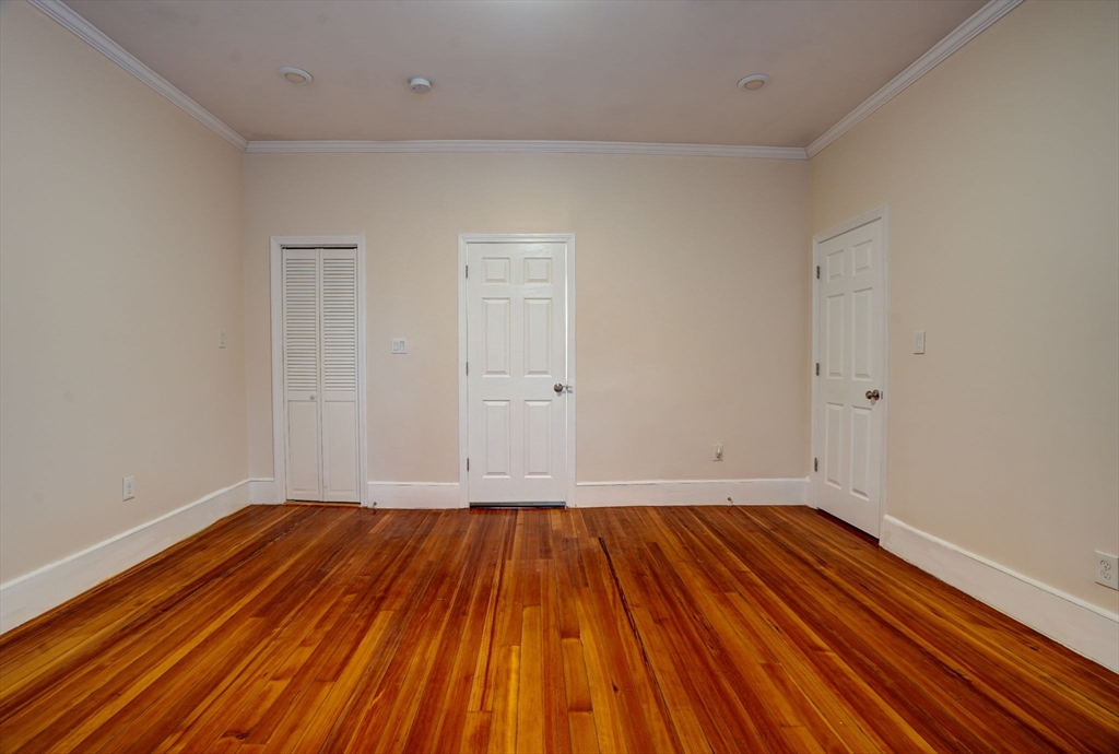 31 Rockland St Unit: 1st floor