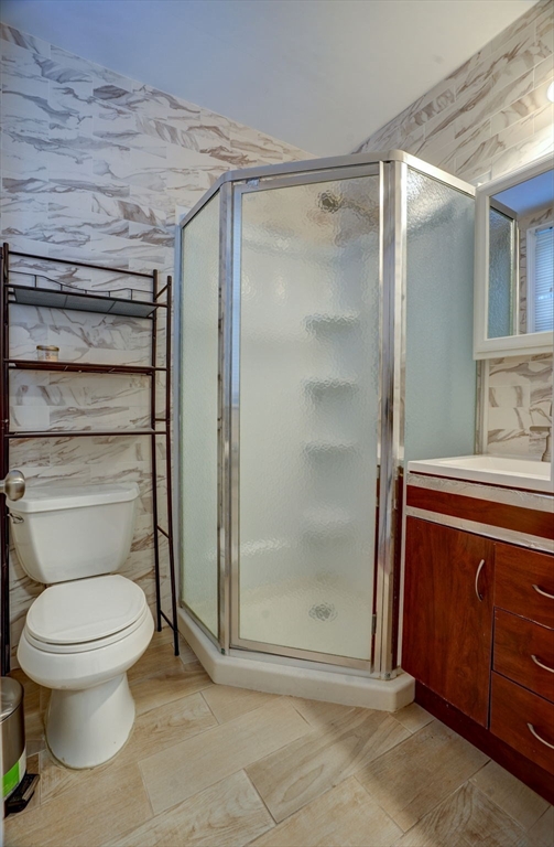 31 Rockland St Unit: 1st floor