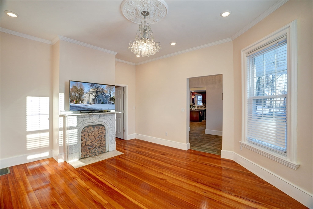31 Rockland St Unit: 1st floor