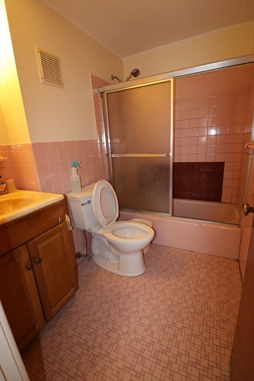 24 Nelson Drive # 2A