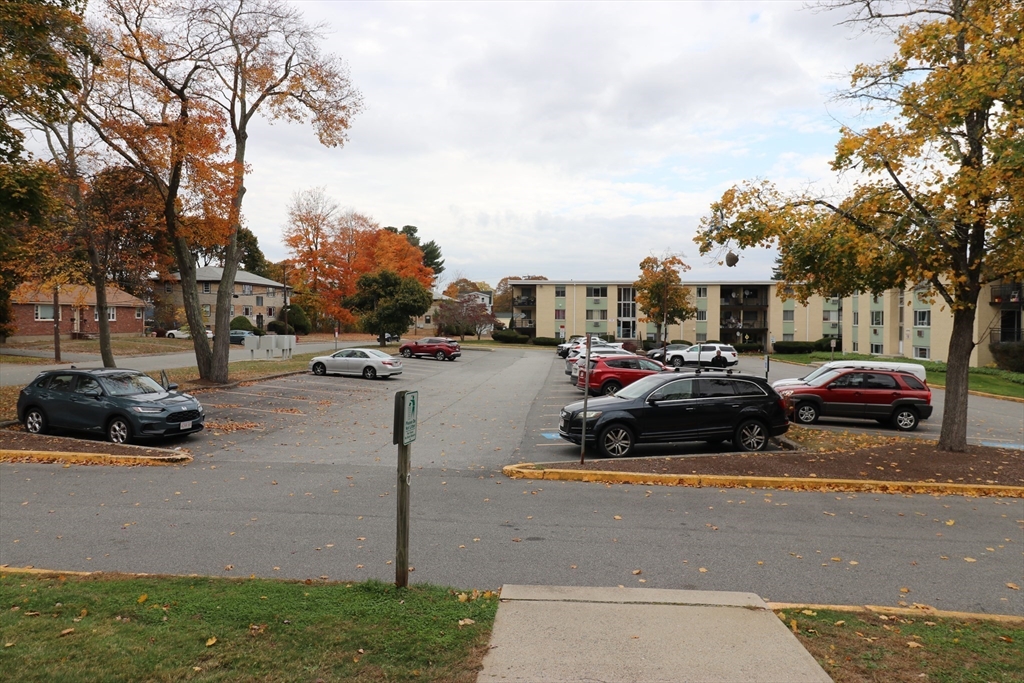 24 Nelson Drive # 2A