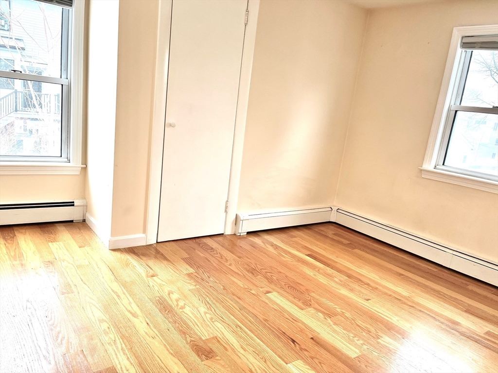 22 Mechanic St # 1