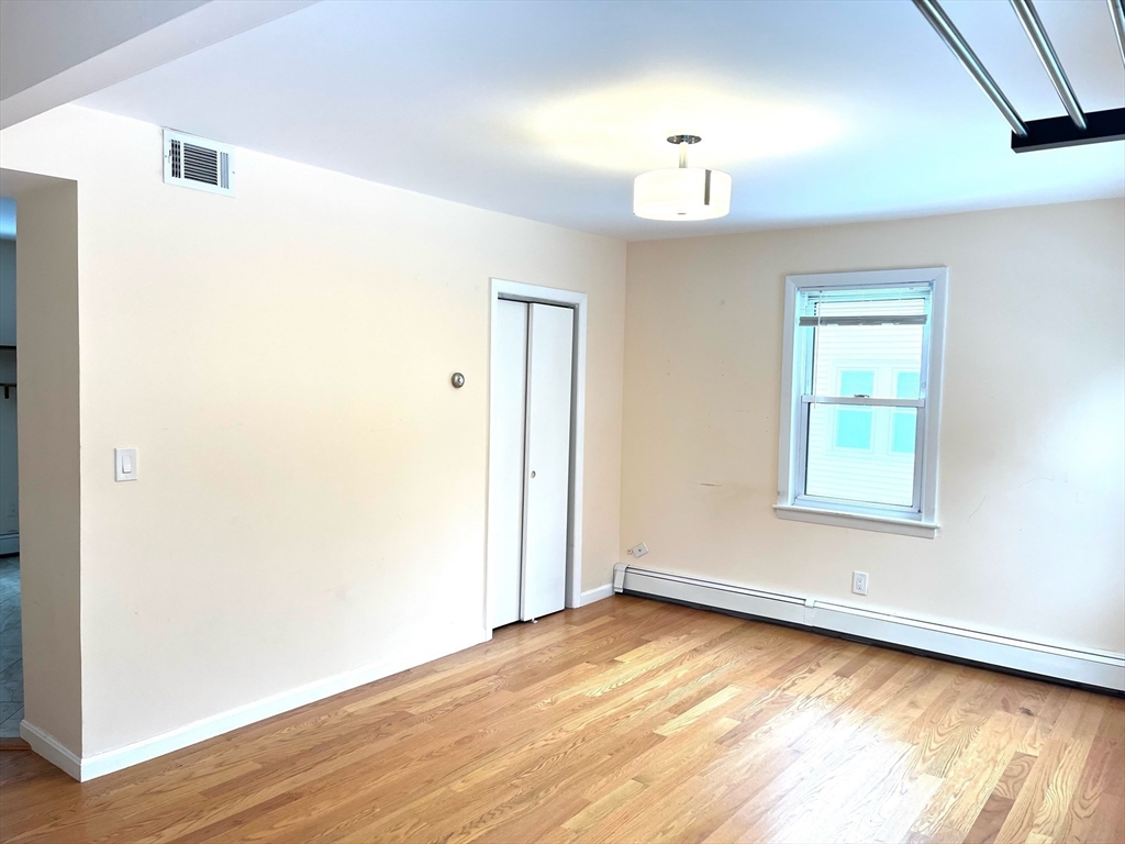 24 Mechanic St # 2