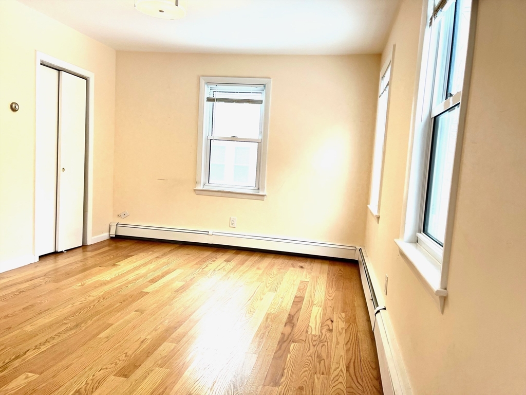 24 Mechanic St # 2