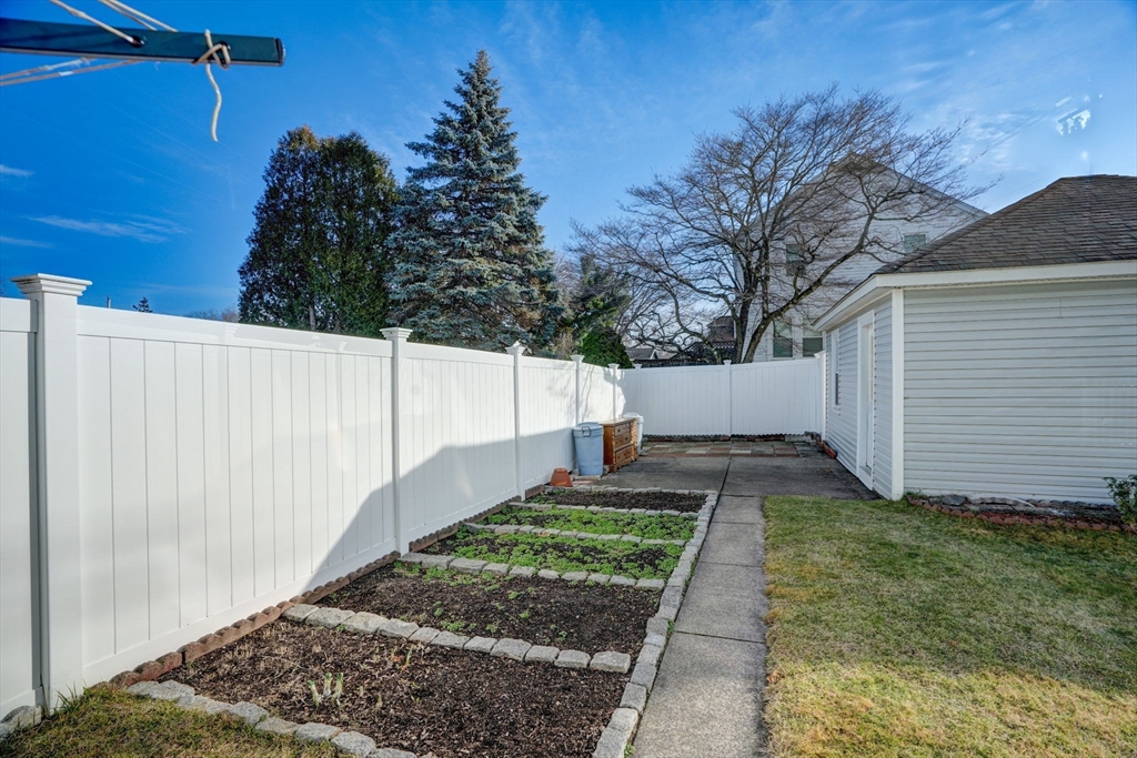 110 Harvard St
