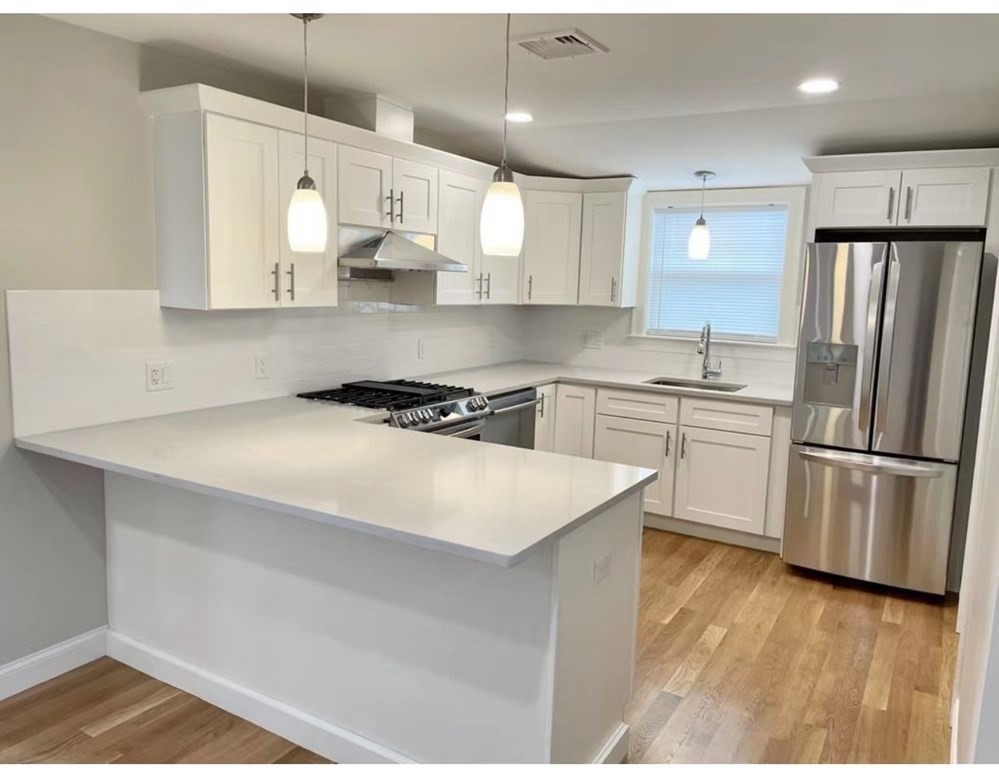 4 Wakefield Ave Unit: 6