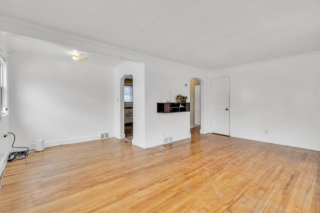 10 Briarcliff Ter