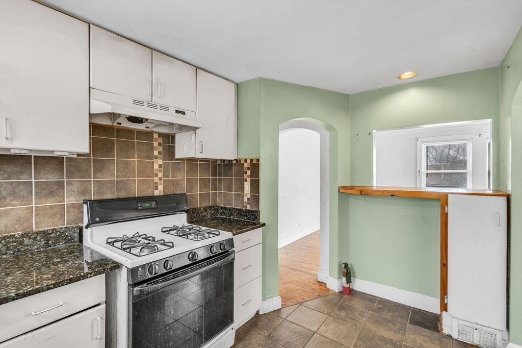 10 Briarcliff Ter