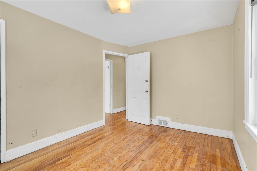 10 Briarcliff Ter