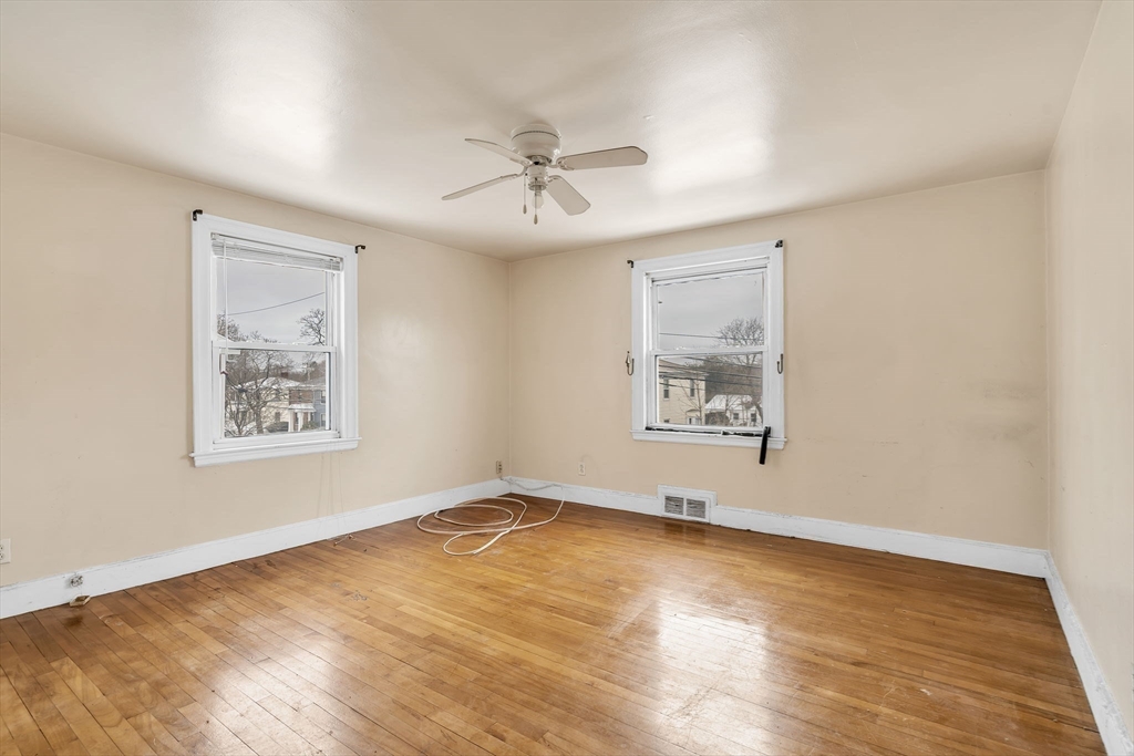 10 Briarcliff Ter