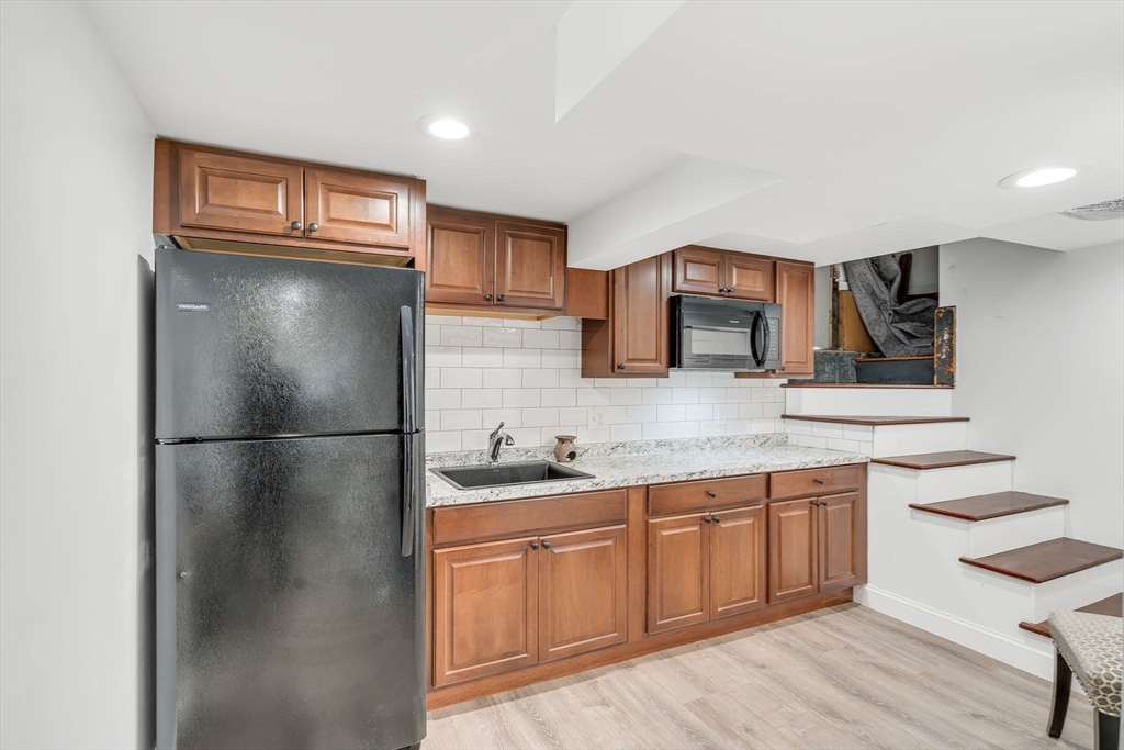 10 Briarcliff Ter