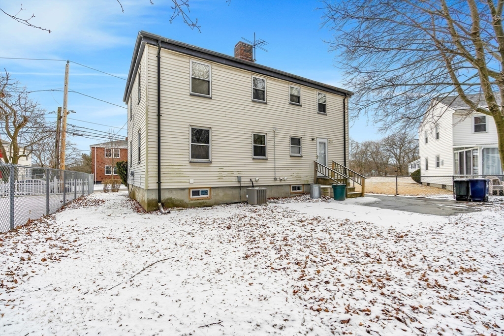 10 Briarcliff Ter