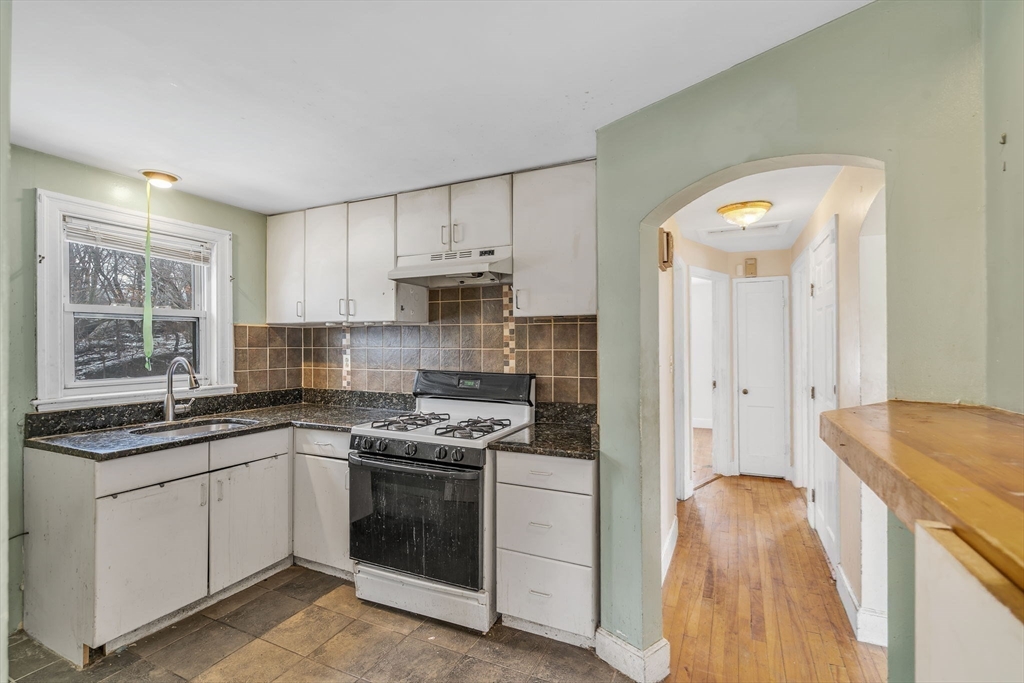 10 Briarcliff Ter