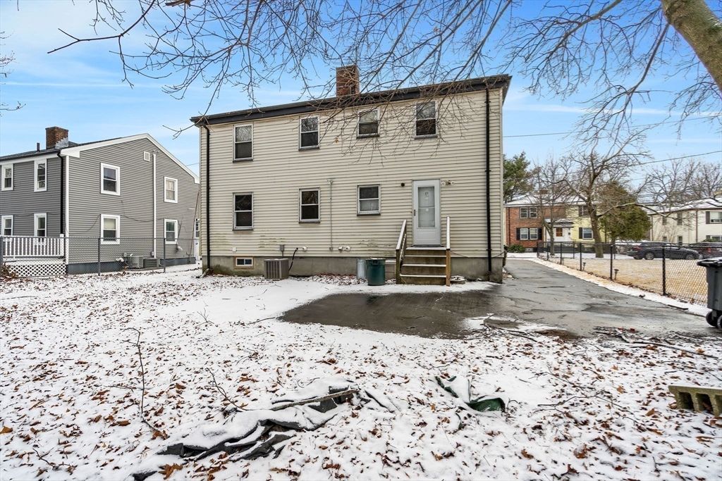 10 Briarcliff Ter