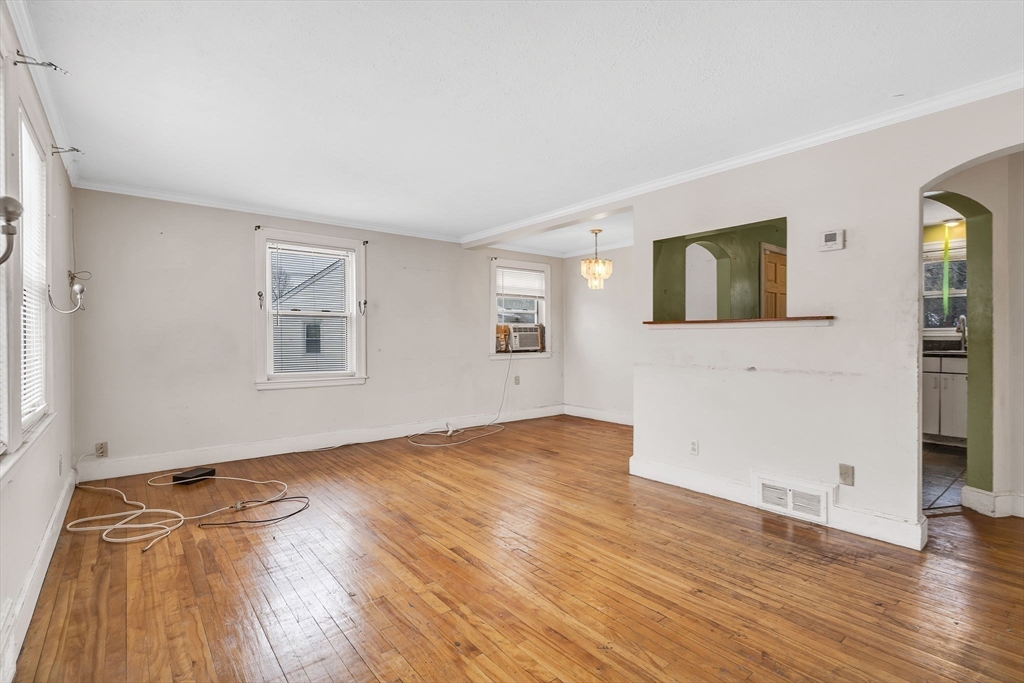 10 Briarcliff Ter