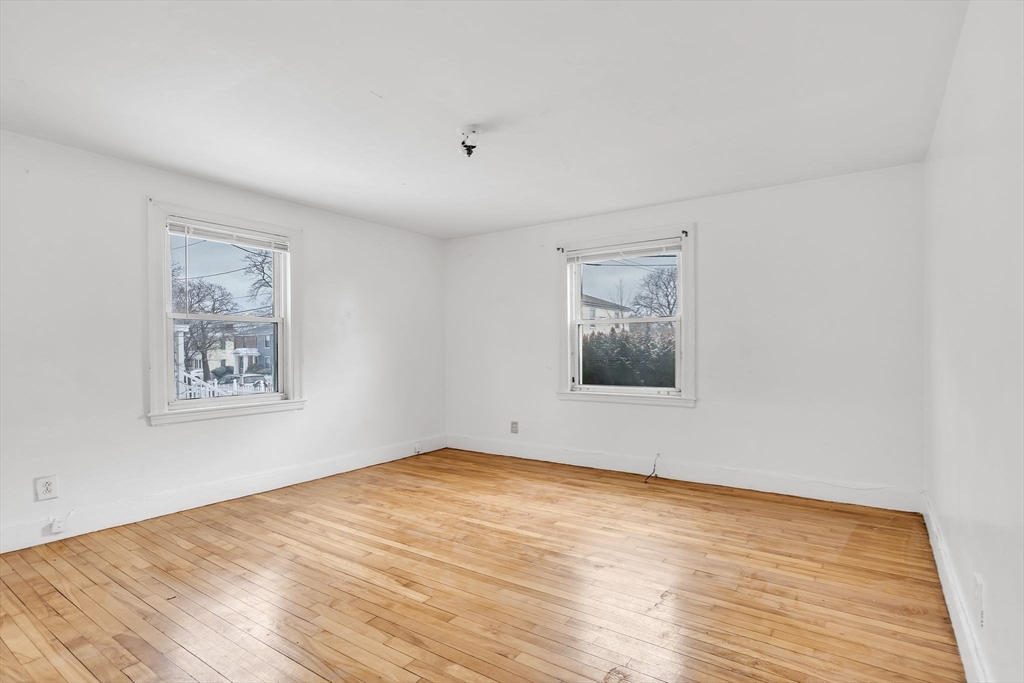 10 Briarcliff Ter
