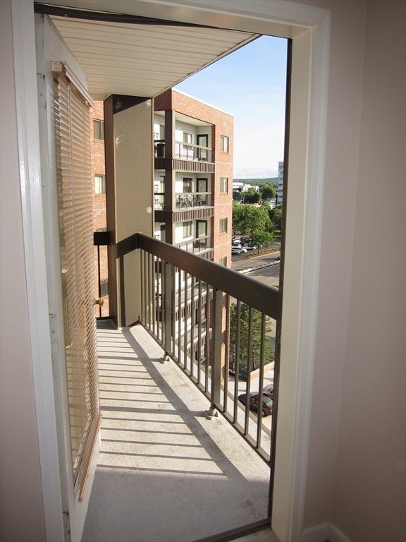 90 Quincy Shore Drive Unit: 706