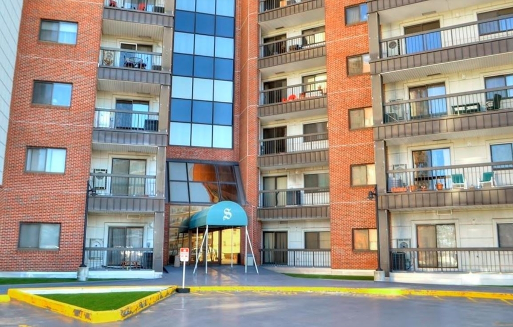 90 Quincy Shore Drive Unit: 706