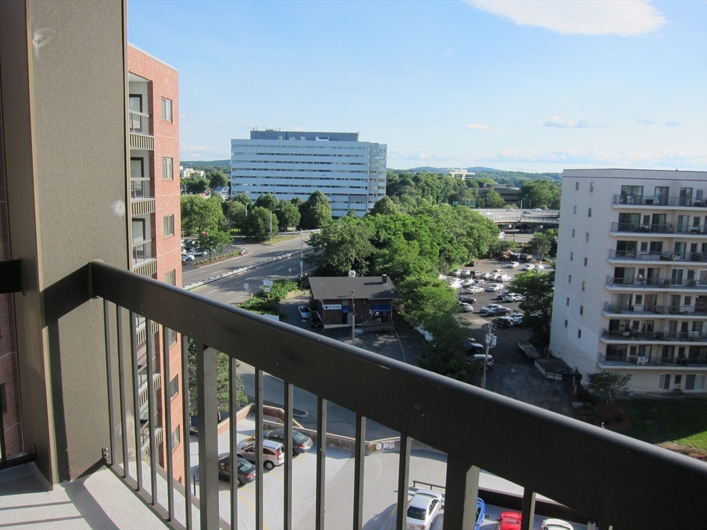 90 Quincy Shore Drive Unit: 706