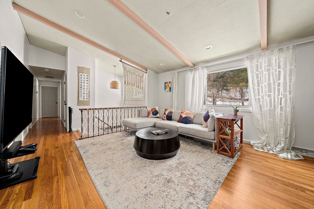 50 Badger Rd