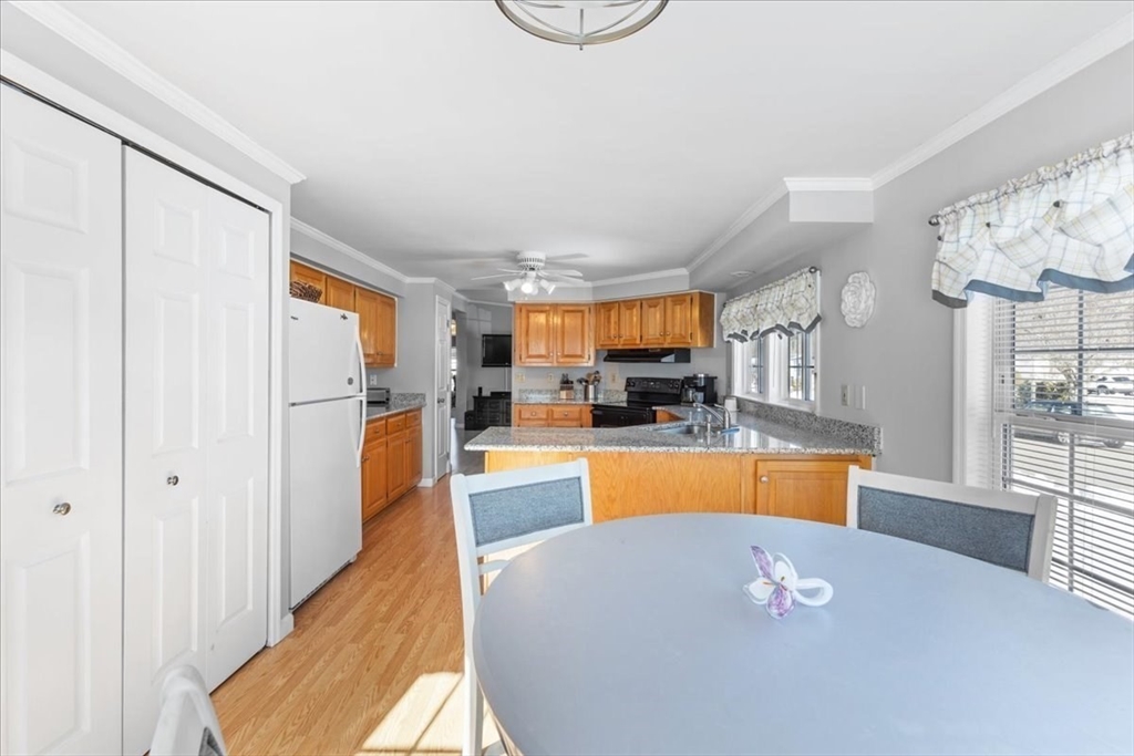 4 Knollwood Dr