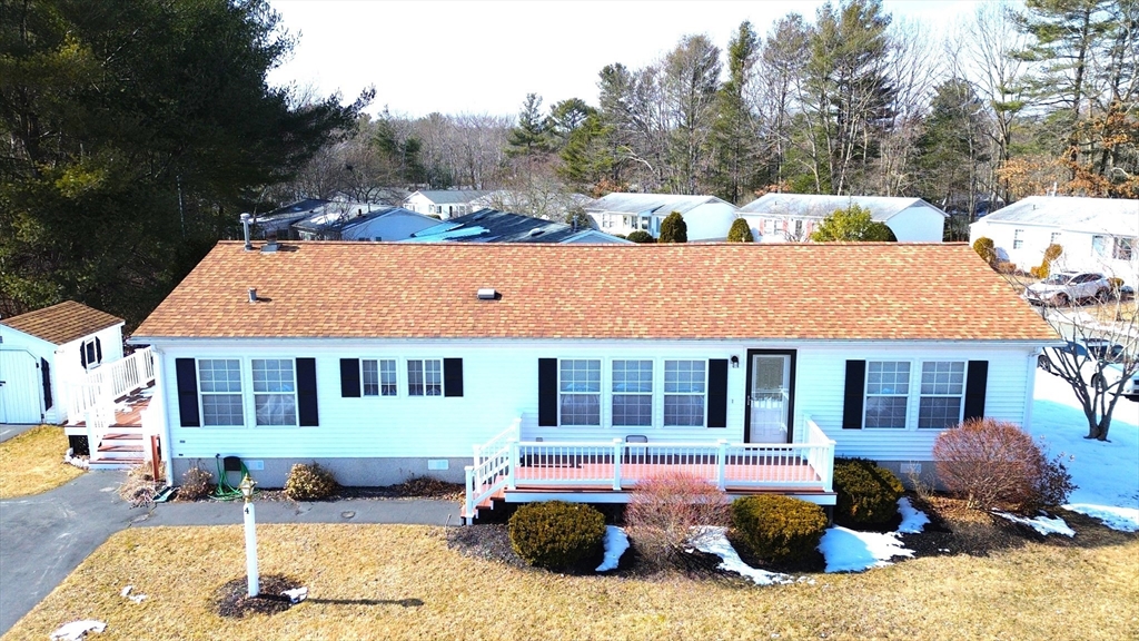 4 Knollwood Dr