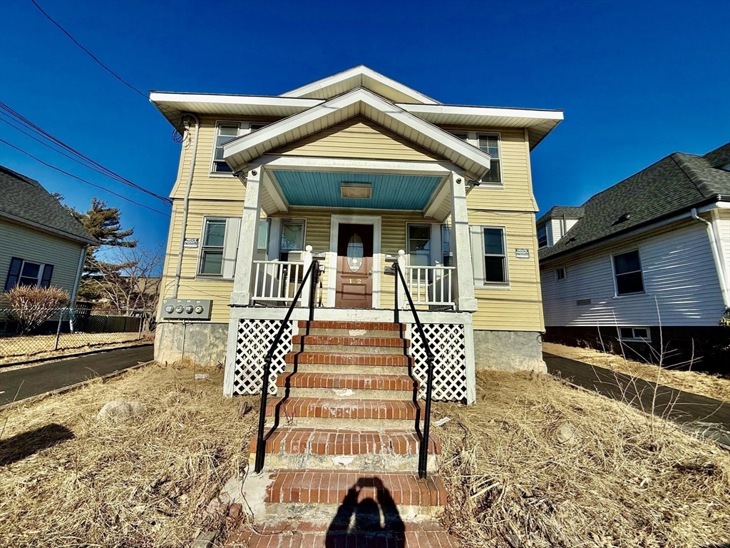 152 Fayette St # 2L