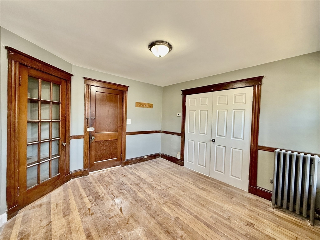 152 Fayette St # 2L