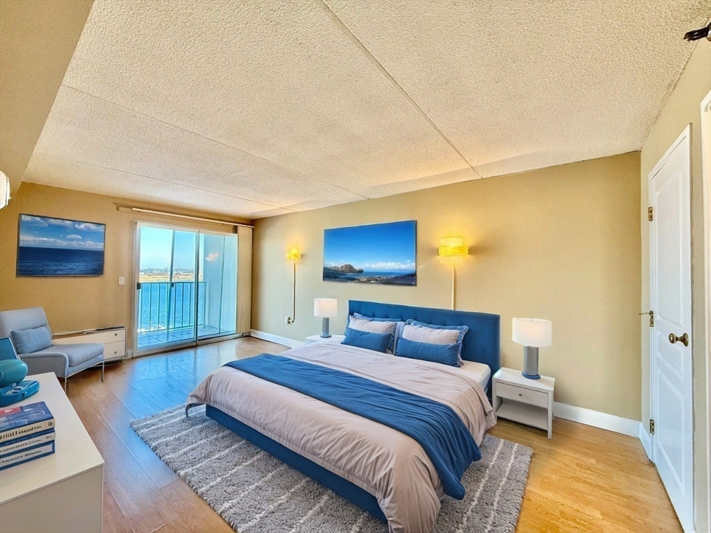 200 Cove Way # 806