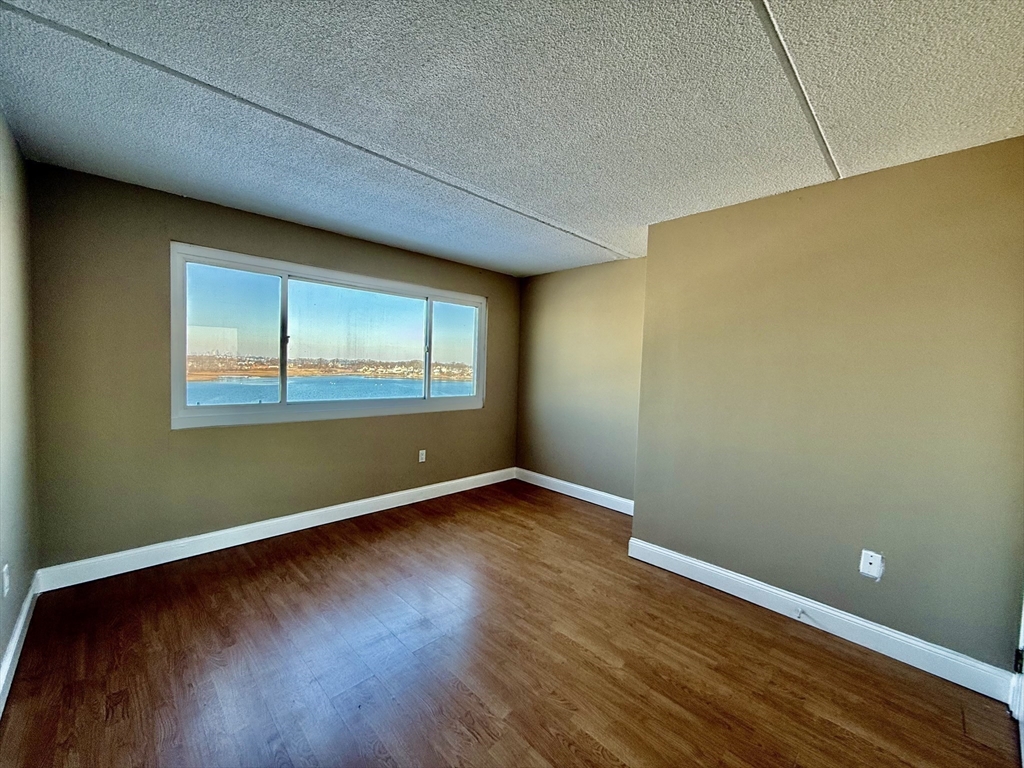 200 Cove Way # 806