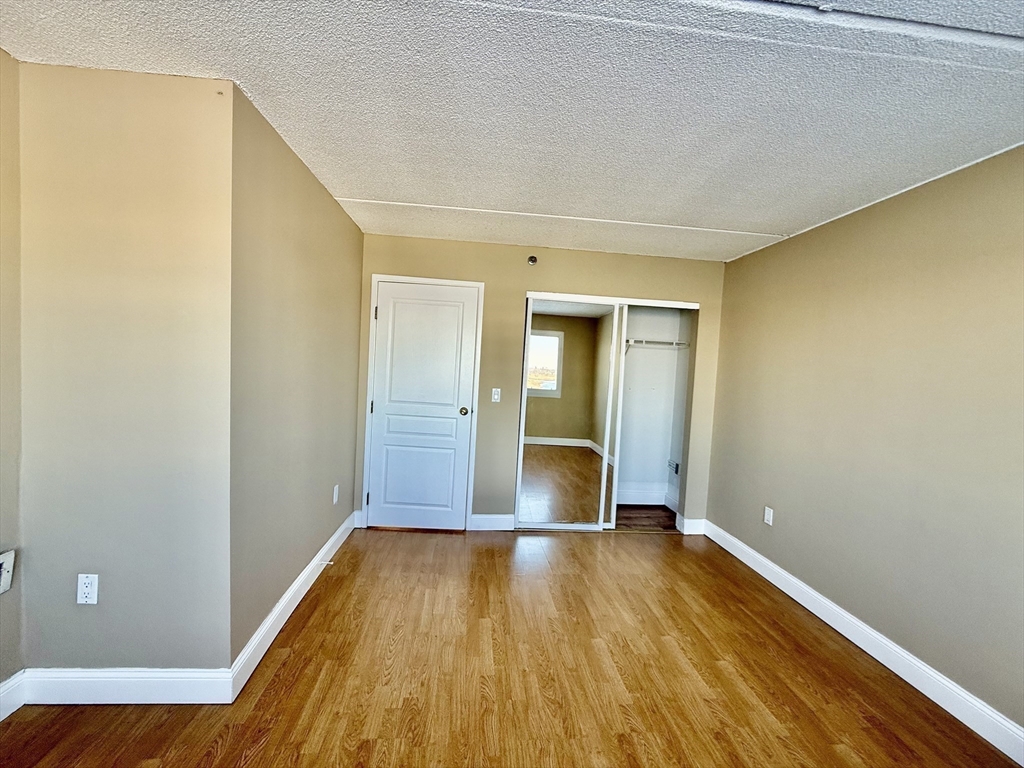 200 Cove Way # 806