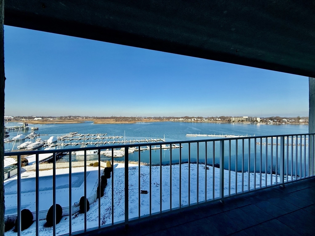 200 Cove Way # 806