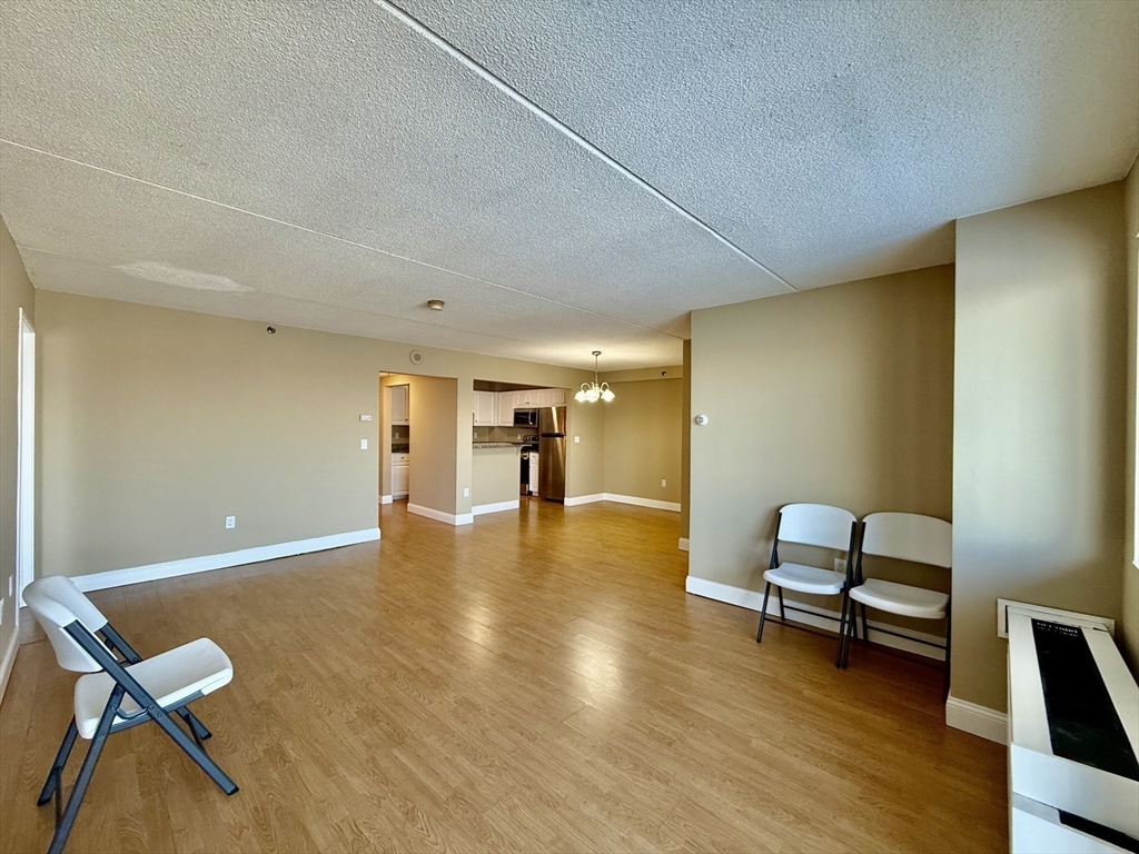 200 Cove Way # 806