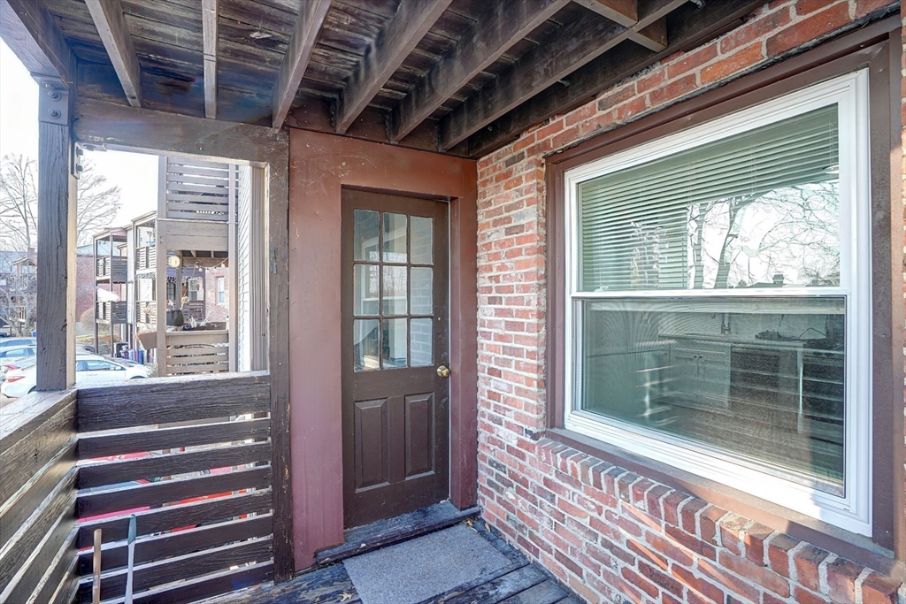 23 Langley Cir # 1